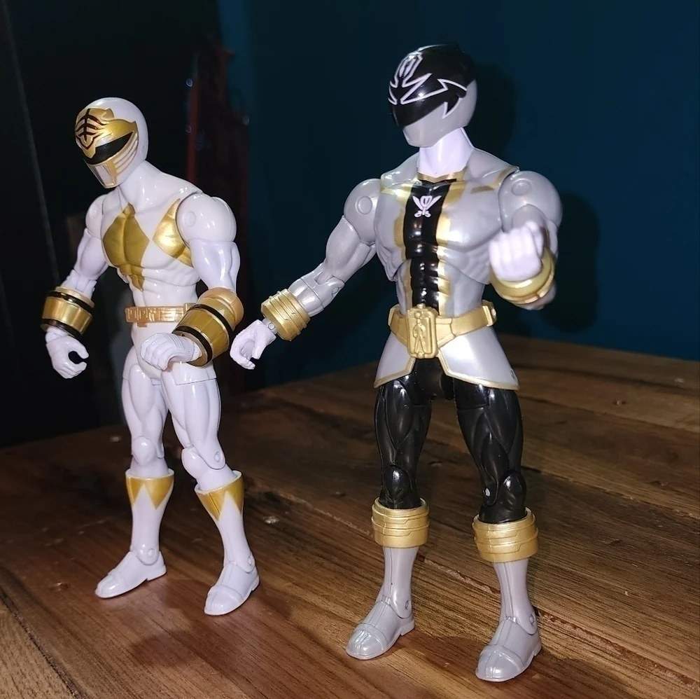 BANDAI POWER RANGER BUNDLE​